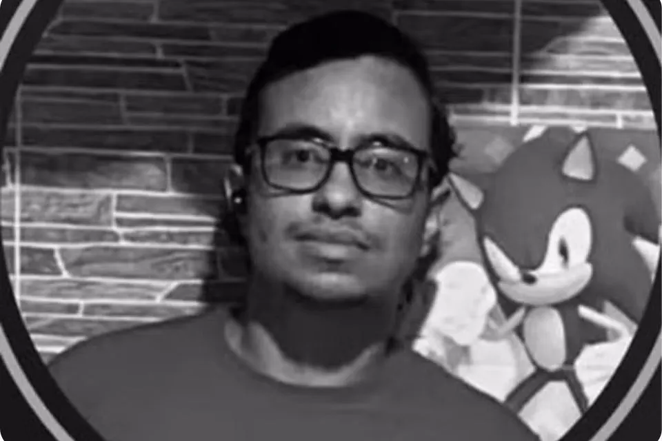 Justiça nega indenização à família de jovem morto por choque elétrico em alagamento no Recife.