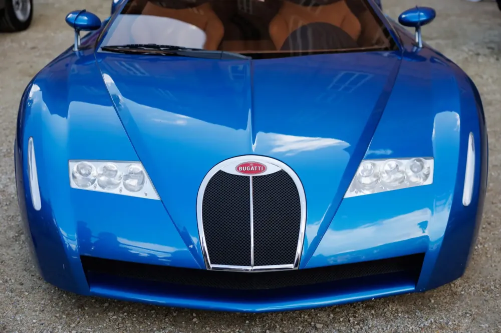 Porsche vende participação na Bugatti em movimento de saída dos carros ultraluxuosos