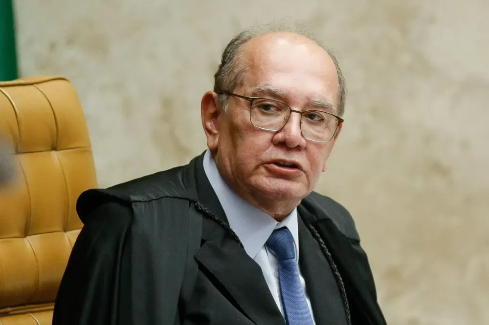 Gilmar segue Mendonça e mantém prisão preventiva de ex-presidente do BRB