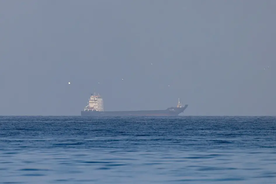 Irã quer o apoio de Omã para cobrar pedágio de embarcações no Estreito de Ormuz