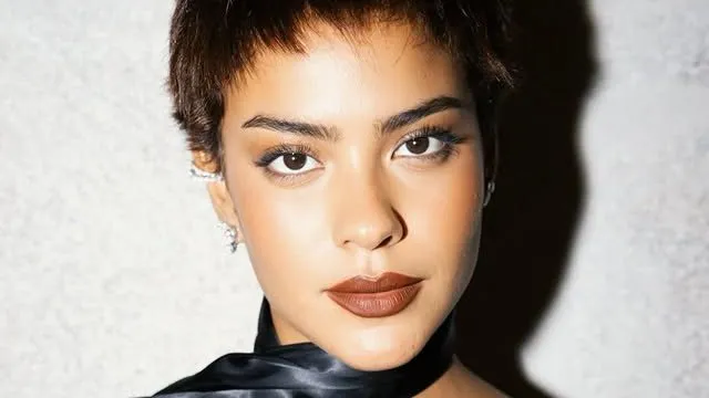 Bella Campos deixa partes íntimas à mostra com look ousado e internautas deliram; veja