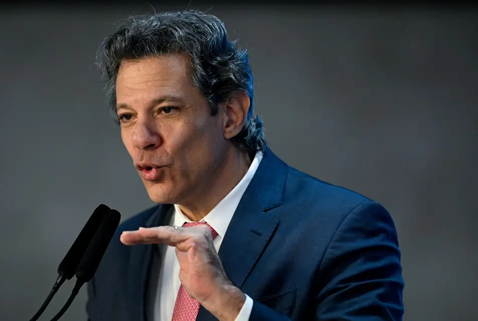 Guerra de Trump é grave, mas juros já poderiam ter caído mais, diz Haddad.