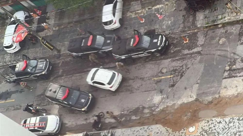 Gerente é alvo de extorsão dentro de estabelecimento nas Graças, na zona norte do Recife.