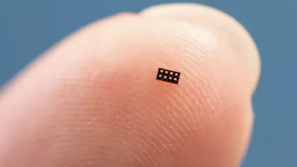 Do tamanho de um grão de arroz: menor microcontrolador do mundo é lançado.