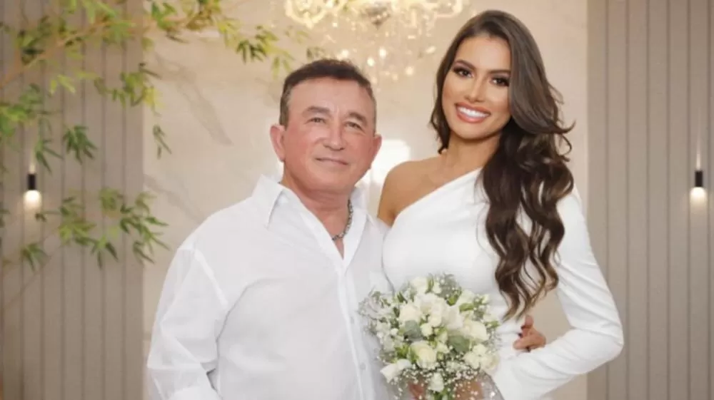Miss abre álbum do casamento civil com Amado Batista: “Um dos dias mais especiais”.