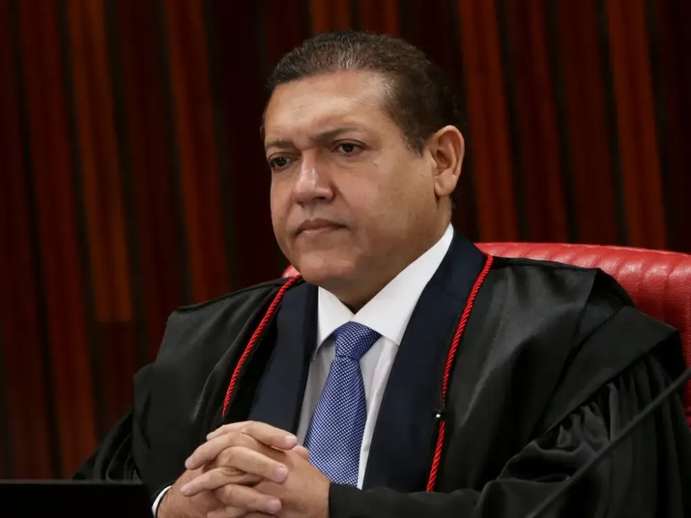 Nunes Marques e Mendonça assumem TSE, abrindo nova fase da Corte
