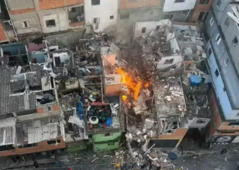 Explosão em área residencial deixa feridos e soterrados na Zona Oeste de São Paulo