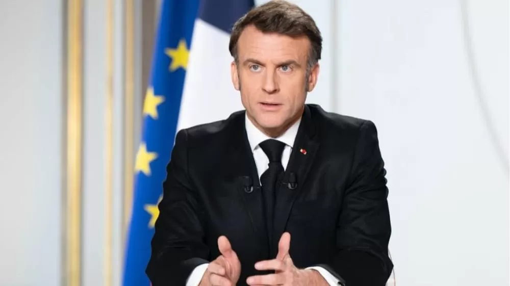 Decisão sobre forças de paz na Ucrânia não cabe à Rússia, diz Macron.