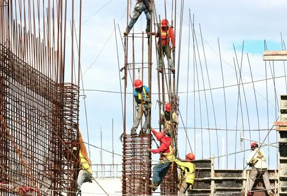 Inflação da construção acelera para 0,72% em abril e chega a 7,01% em 12 meses