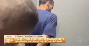 Roberto Cabrini revela que Maicol assinou documento onde confessa ter matado Vitória Regina.