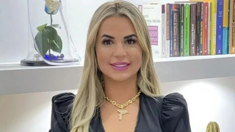Deolane Bezerra é alvo de pedido de exclusão na OAB após prisão; entenda.
