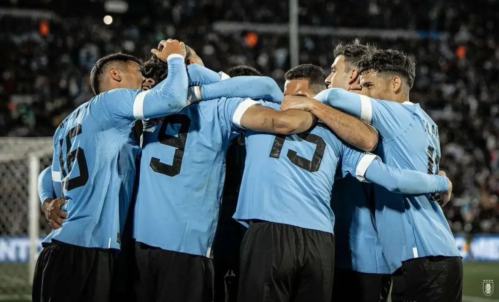 Voo da seleção do Uruguai para Miami atrasou por erro da companhia aérea