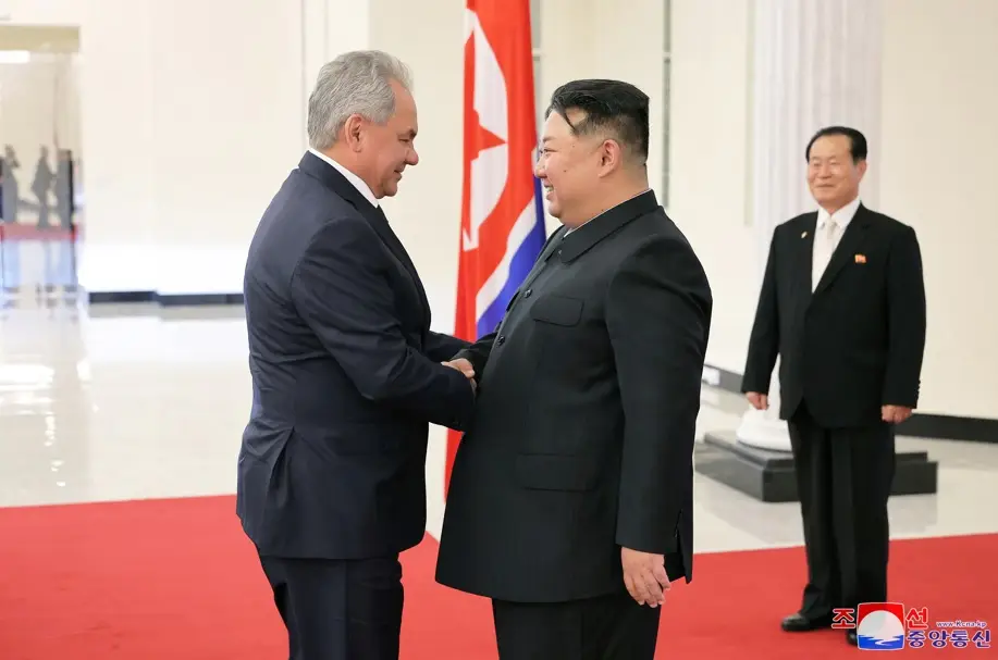 Kim Jong Un diz que Coreia do Norte continuará apoiando a Rússia, segundo KCNA.