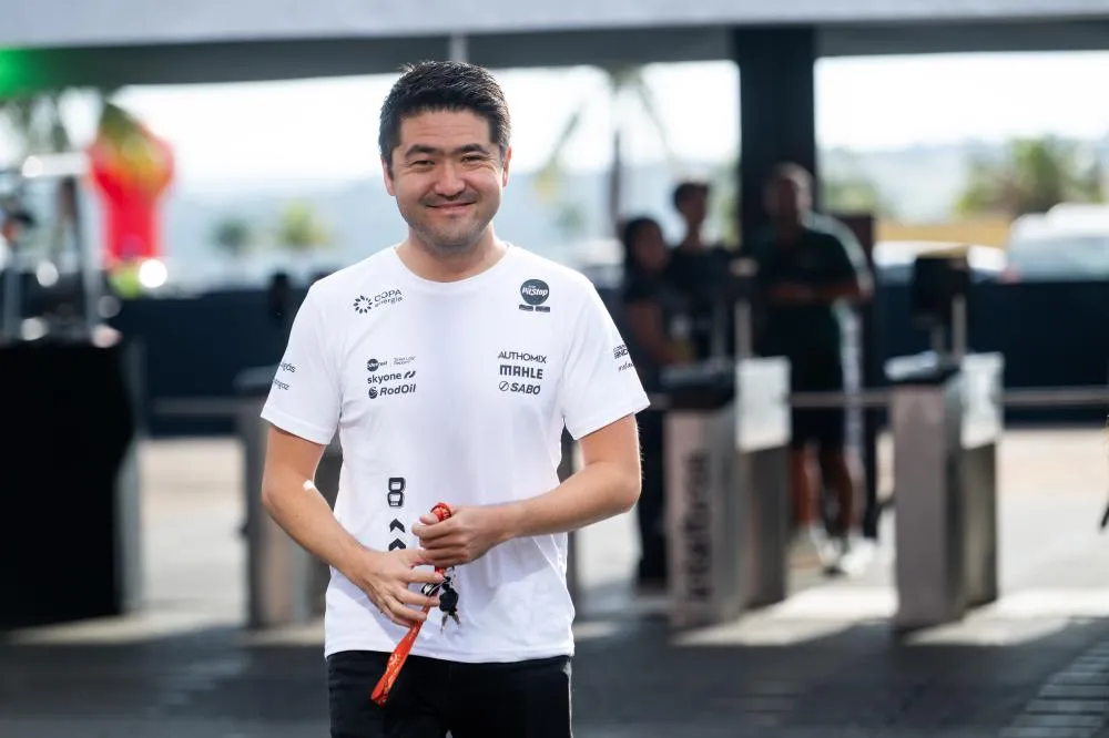 Rafael Suzuki elogia autódromo de Cuiabá e espera bons resultados nas corridas noturnas