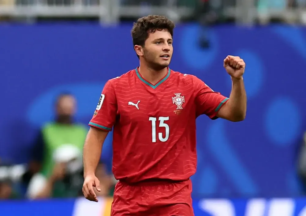 Jogador de Portugal é criticado por dizer que CR7 ‘é mais um’: “Respeite seu capitão”