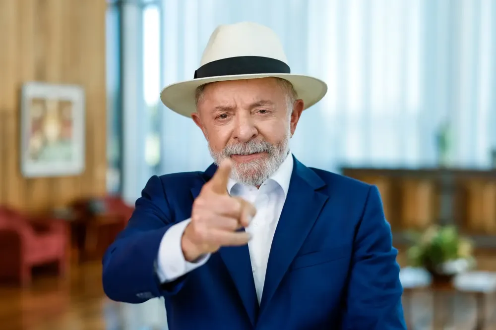 Lula sanciona novo piso de R$ 5.130,63 para profissionais da Educação básica