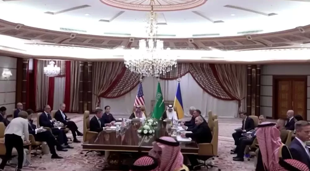 EUA e Ucrânia concluem negociações “produtivas” na Arábia Saudita.