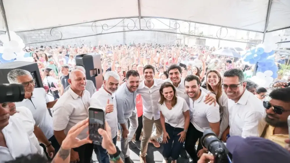 João Campos participa da inauguração de nova unidade de saúde e faz críticas ao Governo de Pernambuco