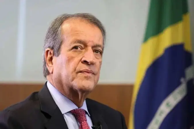 Valdemar critica Flávio e Michelle por episódios envolvendo Vorcaro