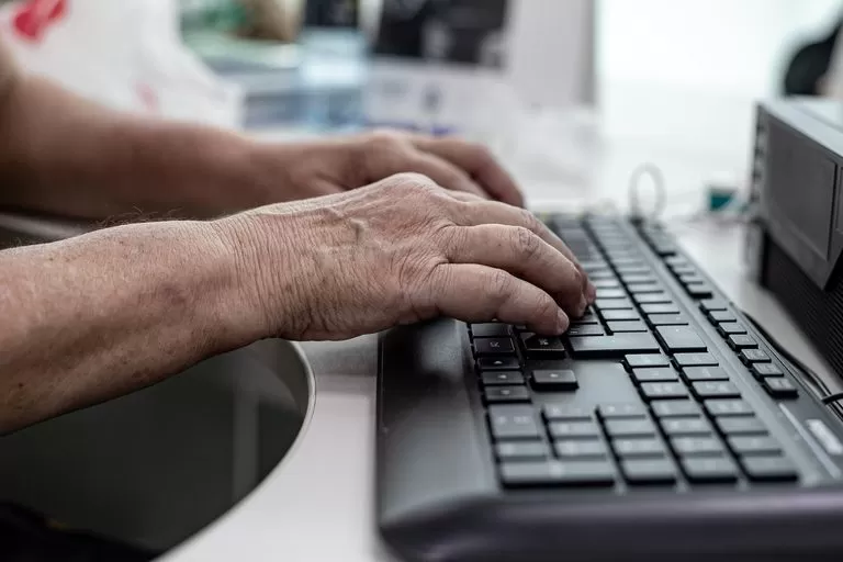 Empregos formais para pessoas de 40 a 59 anos de idade foram os mais numerosos em 2024.