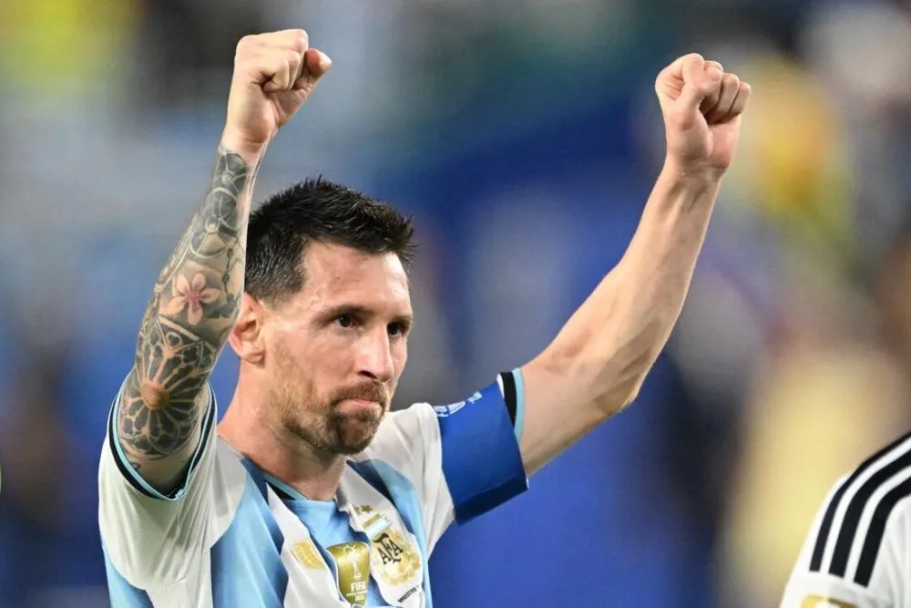 Após derrota na final da Copa, Messi retorna à Argentina para passar alguns dias com a família