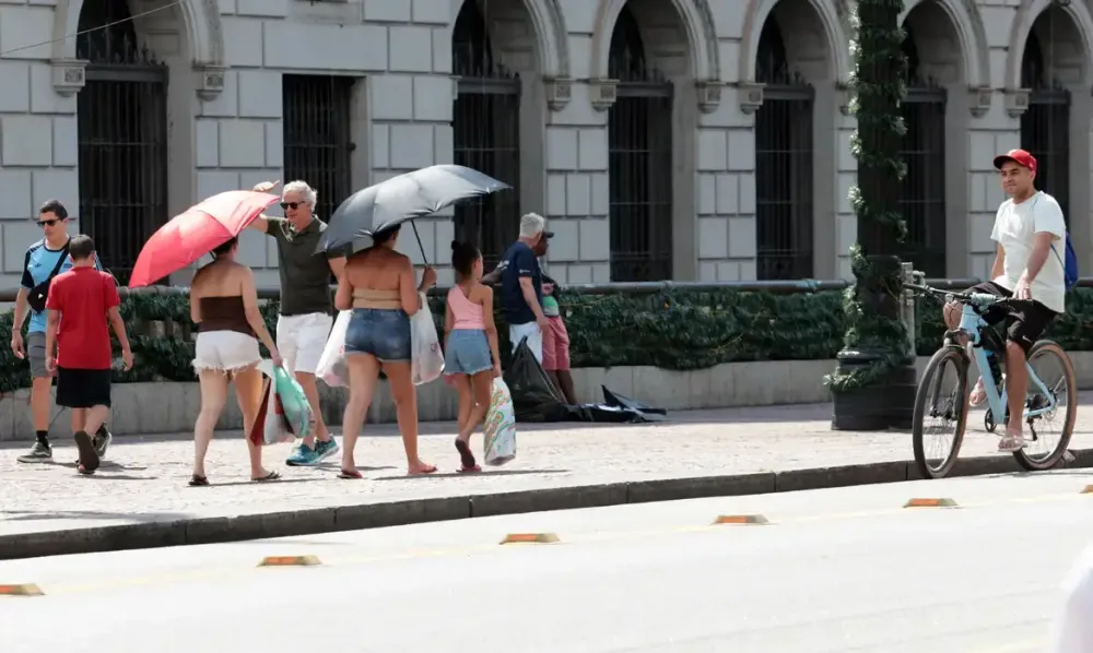 Onda de calor eleva temperaturas em grande parte do país