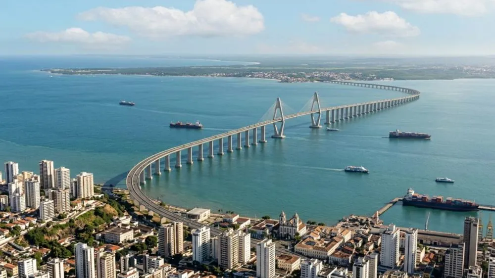 Megaobra brasileira de R$ 11,6 bilhões começa a erguer em capital do Nordeste uma das maiores pontes da América Latina para ligar a capital a uma ilha