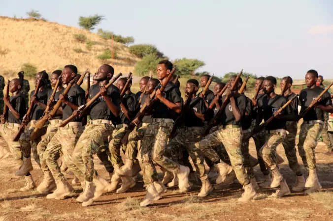 Paramilitares do Sudão admitem ter abandonado a capital: ‘Retornaremos com maior determinação’.