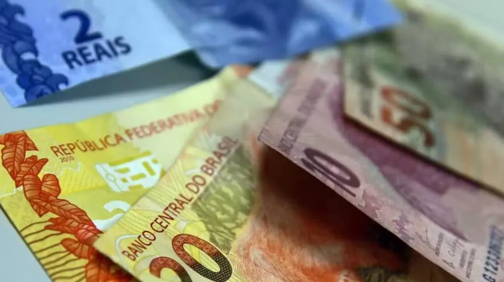 Guia dá detalhes sobre o novo modelo de crédito consignado oferecido a trabalhadores com carteira assinada.