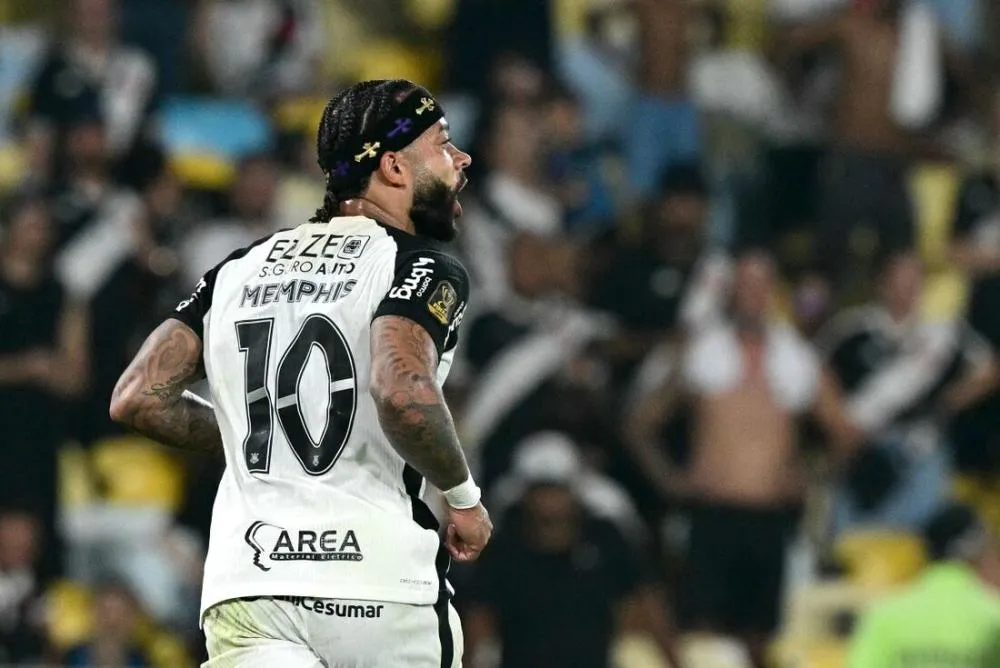 Renovação de Memphis: Stabile aguarda aval de conselheiros do Corinthians sobre nova tentativa