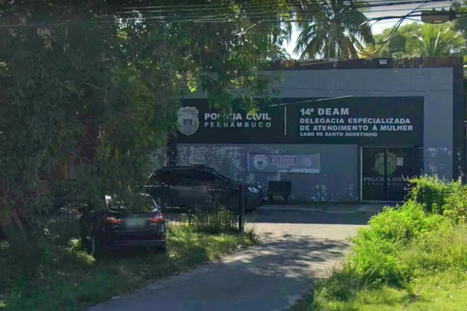 Cinco alunos são apreendidos após denúncias de estupro coletivo em escola no Cabo.