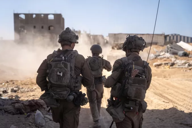 Israel expande ofensiva em Gaza para tomar ‘grandes áreas que podem ser incorporadas às zona de segurança’.