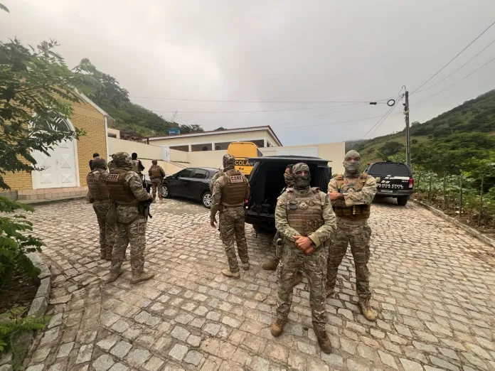 Polícia Civil deflagra operação contra corrupção e lavagem de dinheiro em Pernambuco.