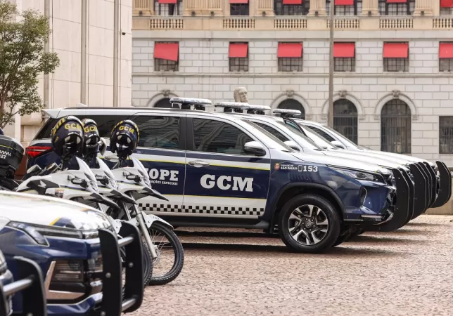 Comandante da GCM de São Paulo é afastado do cargo após ex-esposa acusá-lo de agressão.