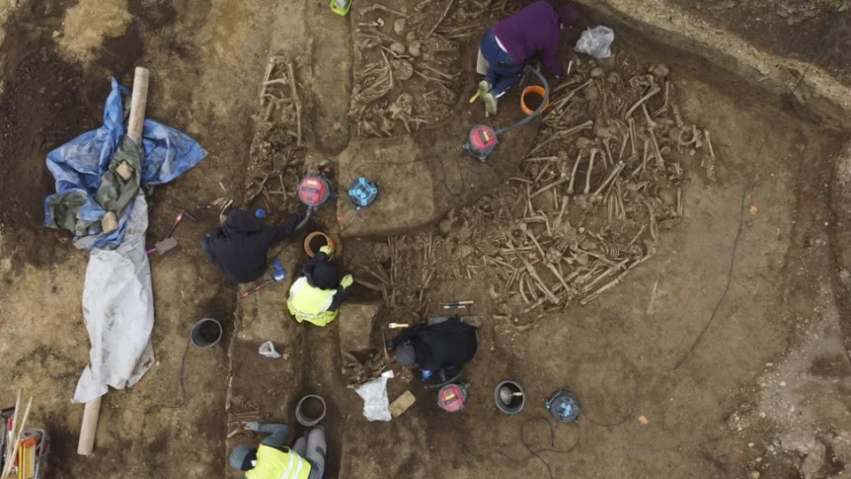 Em Viena, trabalhadores descobrem vala comum com guerreiros do Império Romano.