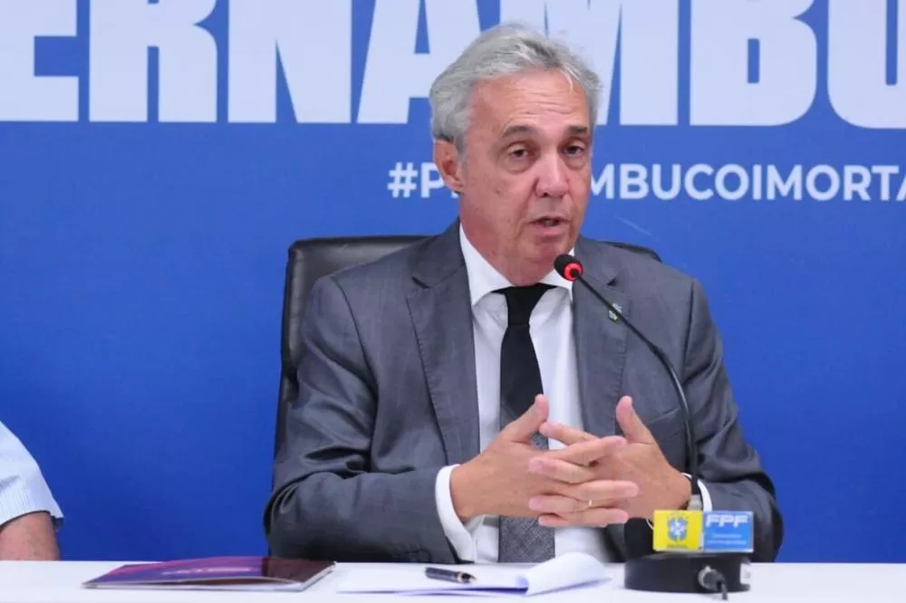 FPF elogia presidente da CBF após afastamento de arbitragem de Sport x Palmeiras.