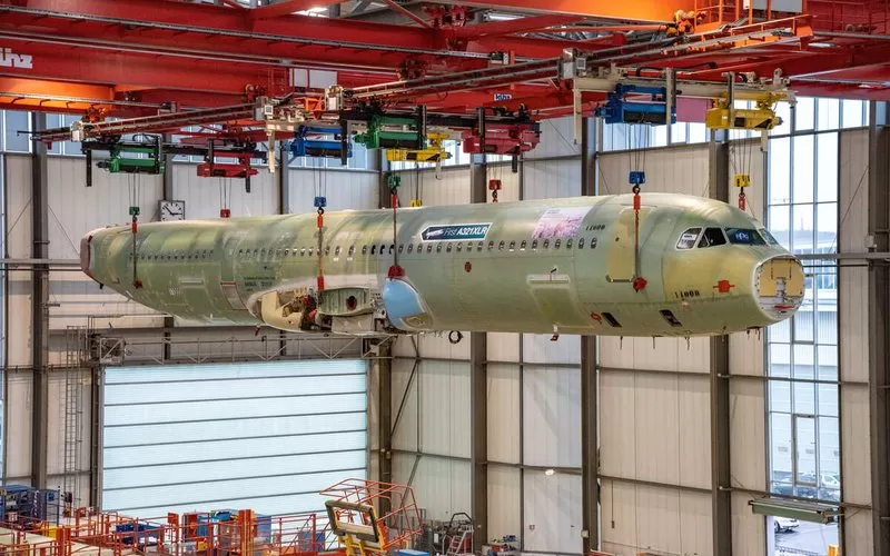 Indústria aeroespacial encara desafios com tarifas e gargalos.