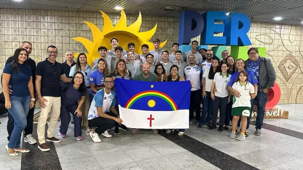 Seleção pernambucana de vôlei masculino sub-16 embarca para Brasília para disputar o CBS.