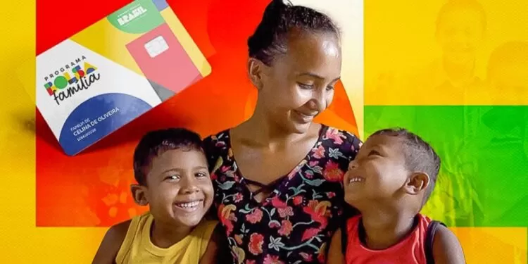 Bolsa Família de abril tem parcelas de até R$ 900; veja se você tem direito.