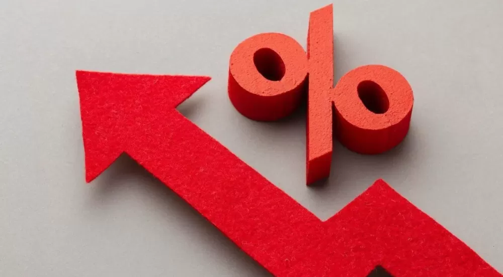 Juros futuros sobem com temor sobre guerra comercial.