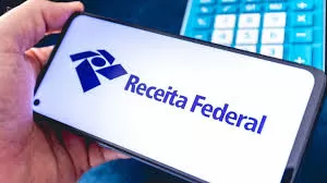 Nova exigência da Receita para quem trabalha sem carteira pega todos de surpresa.