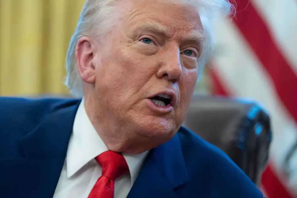 Trump está com excelente saúde, diz médico da Casa Branca após exame físico.