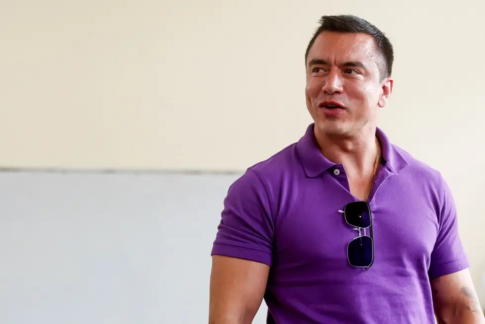 Eleições no Equador: Noboa está na liderança na contagem de votos.