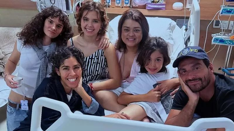 Bela Gil mostra como Preta Gil está no hospital; veja.