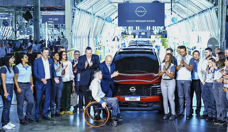 Lula participa de evento de ampliação da produção da Nissan em Resende (RJ). Assista.