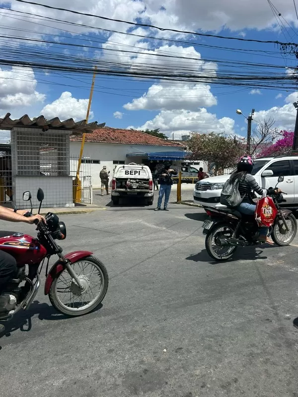 Três homens morrem após troca de tiros com a Polícia Militar em Casinhas, no Agreste