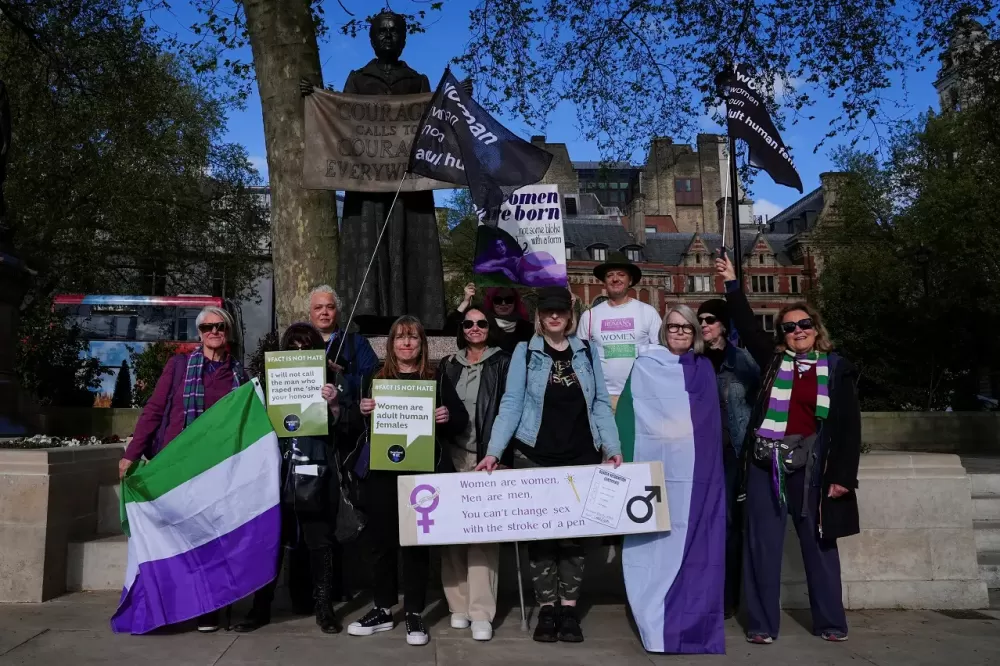 Suprema Corte britânica diz que definição legal de mulher se refere ao sexo biológico.