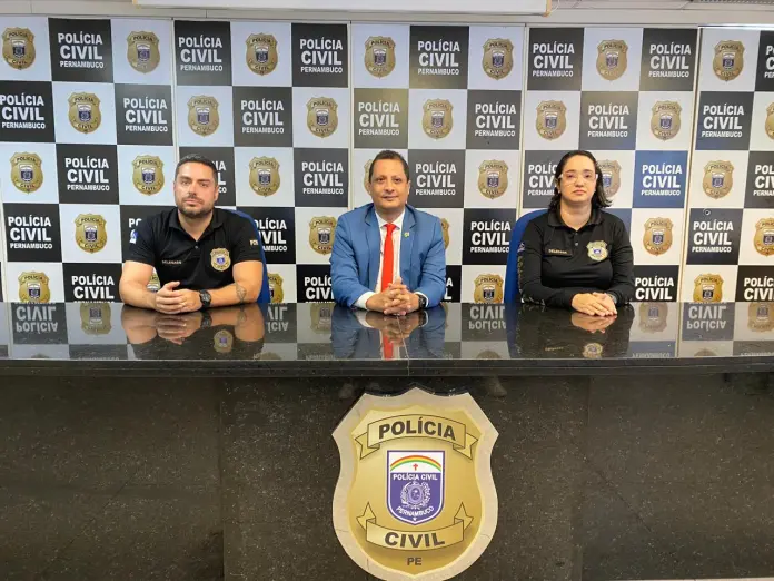 Falso servidor da Receita Federal é preso após aplicar golpes por 10 anos no Grande Recife.