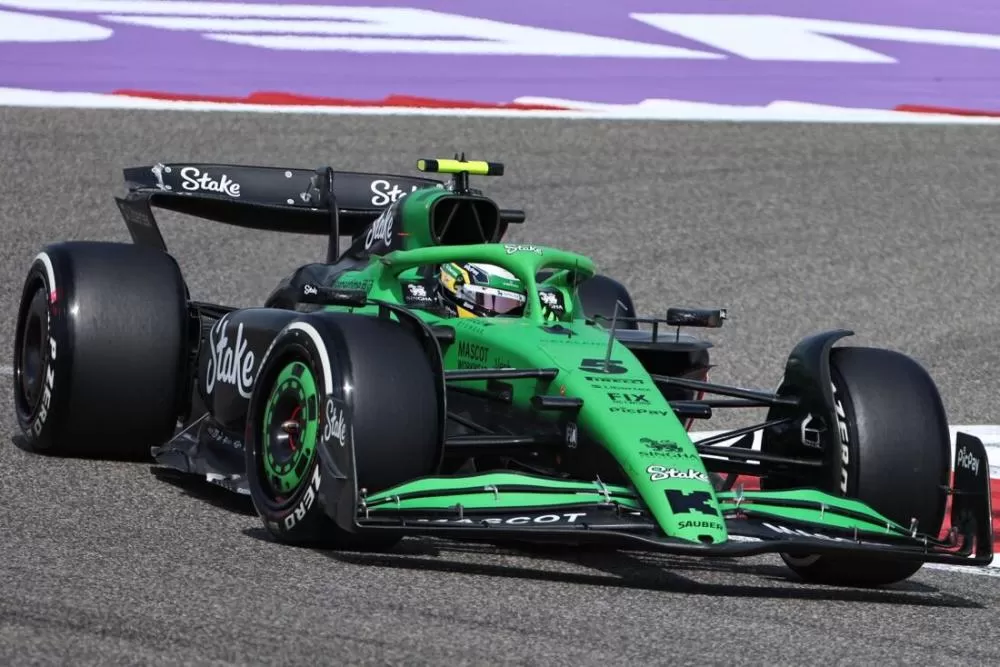 Bortoleto espera carro mais competitivo para reagir no GP da Arábia Saudita.