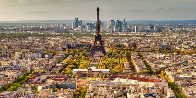 Conheça a cidade onde cada esquina parece um cenário de filme!.